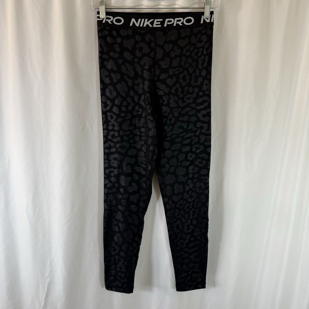 Nike Pro Leggings Women's Small Cheetah Print Pull On Dri Fit Elastic Waist